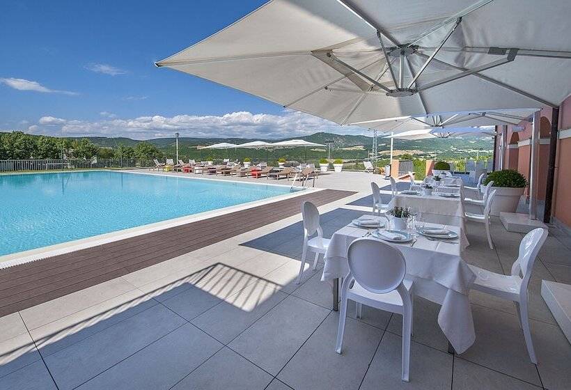 בית מלון כפרי La Reggia Sporting Center