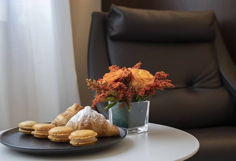 בית מלון כפרי La Reggia Sporting Center