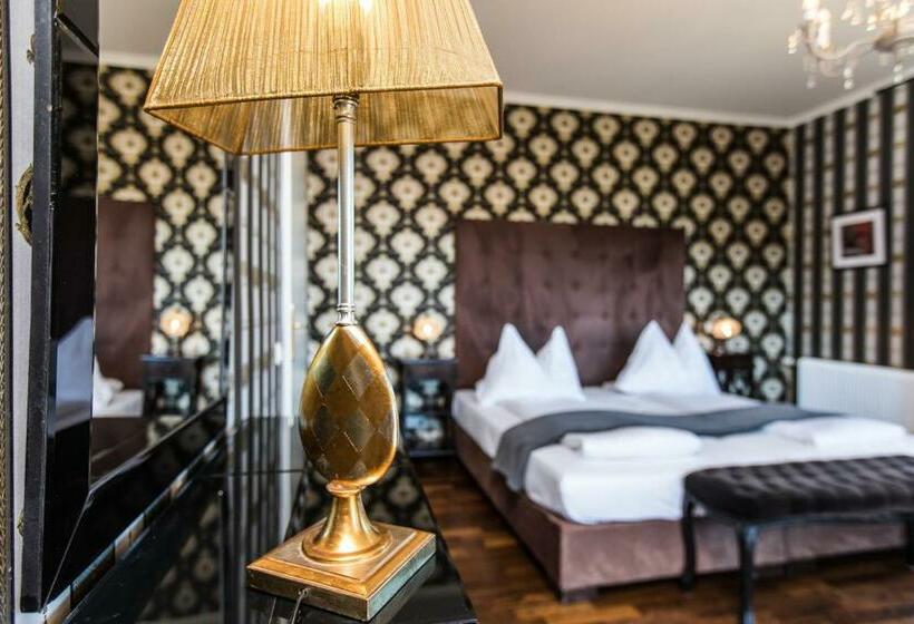 Landidyll Hotel Nudelbacher