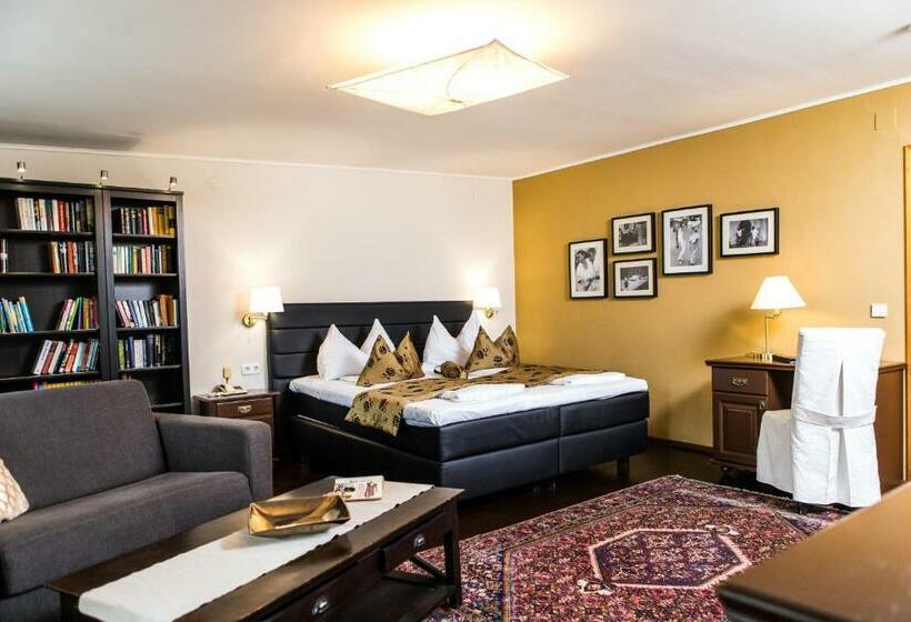 Landidyll Hotel Nudelbacher