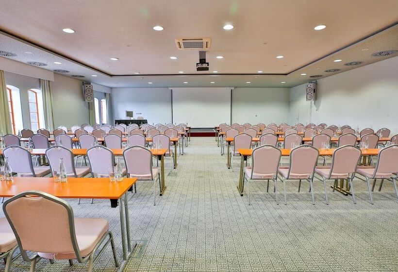 Lh Hotel Dvořák Tábor Congress & Wellness