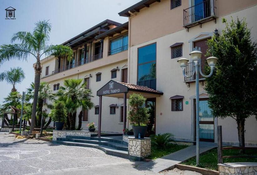 בית מלון כפרי Tempio
