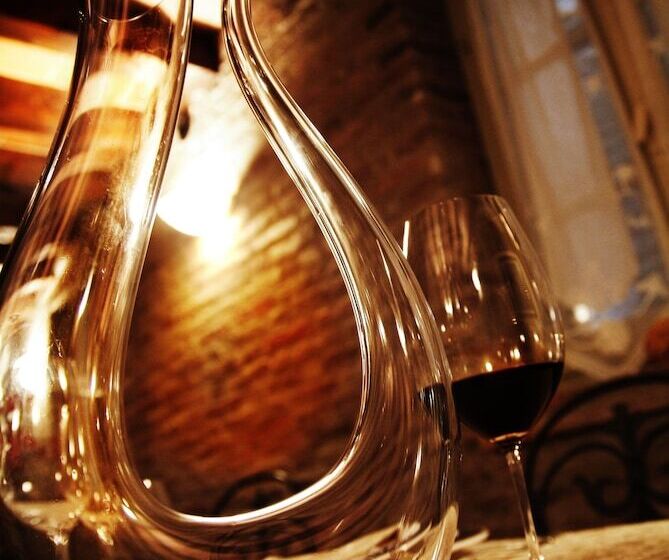 فندق Locanda Del Feudo Suite & Restaurant