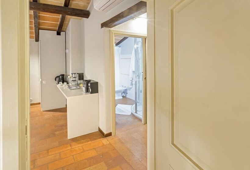 فندق Locanda Del Feudo Suite & Restaurant