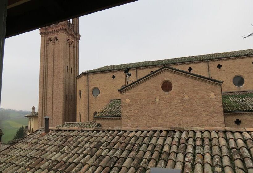 فندق Locanda Del Feudo Suite & Restaurant