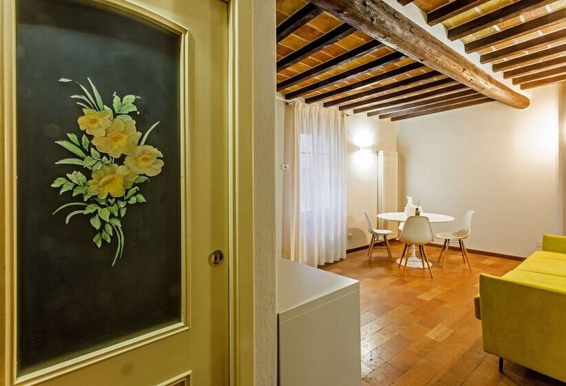 فندق Locanda Del Feudo Suite & Restaurant