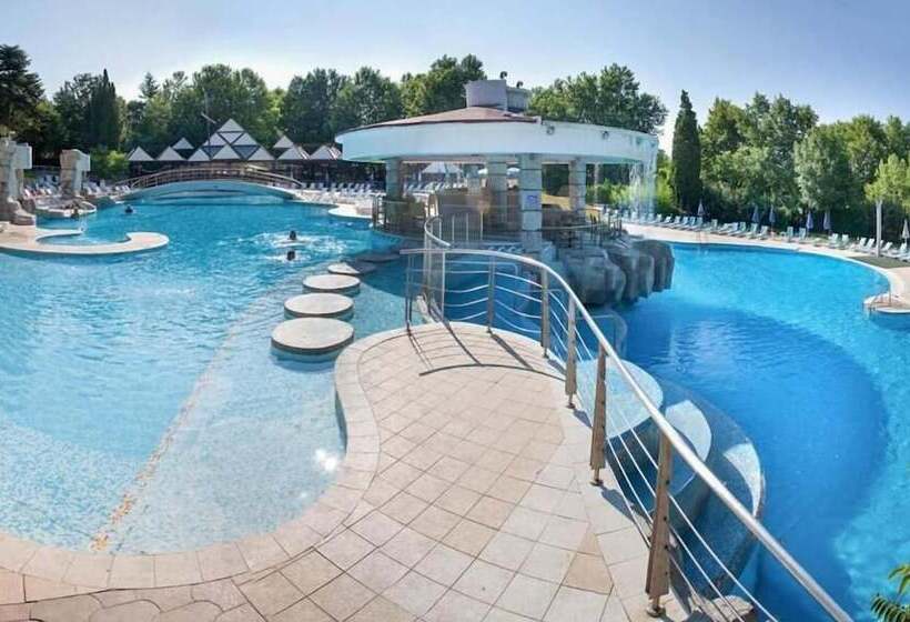 هتل Magnolia   All Inclusive