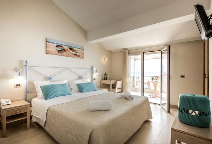 בית מלון כפרי Mar & Sol