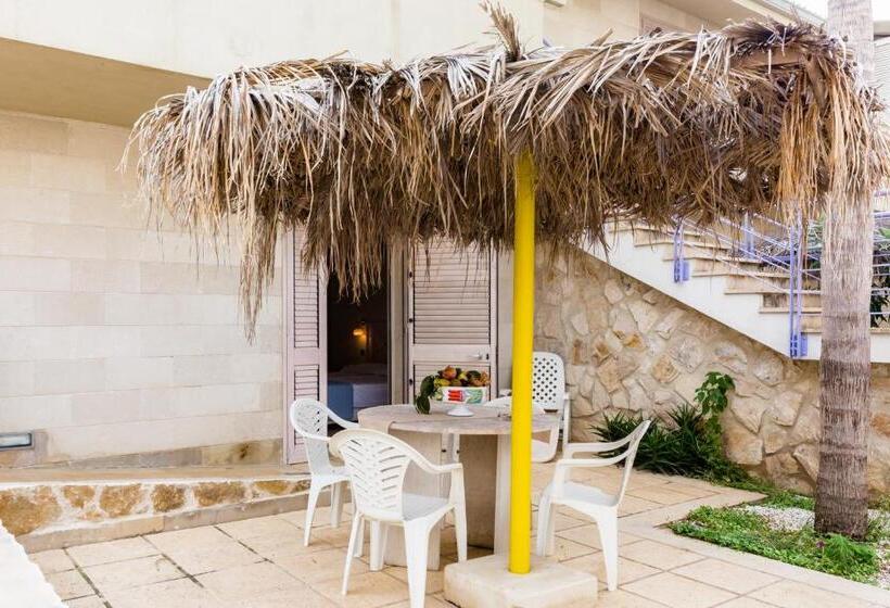 בית מלון כפרי Mar & Sol