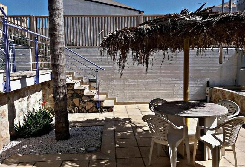 בית מלון כפרי Mar & Sol