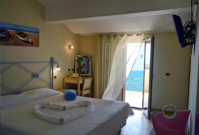 בית מלון כפרי Mar & Sol