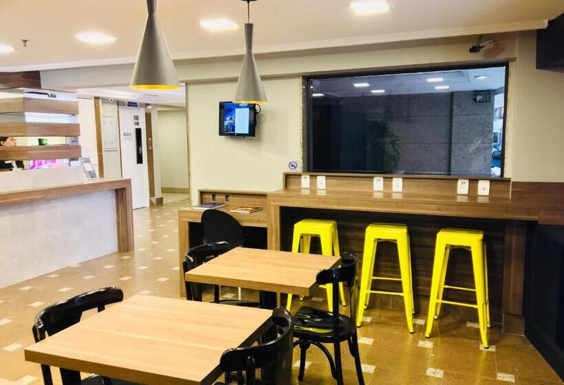 酒店 Master Express Cidade Baixa  Proximo A Ufrgs E A Santa Casa