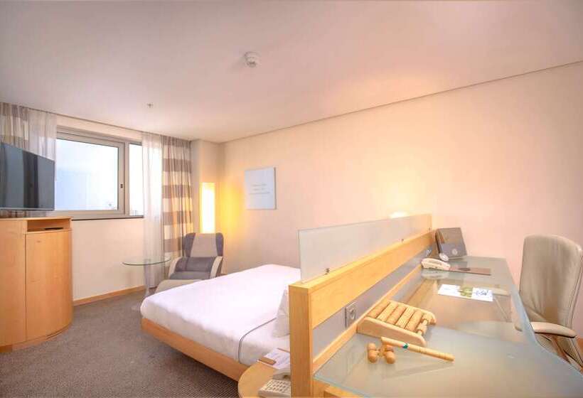 فندق Meliá Valencia