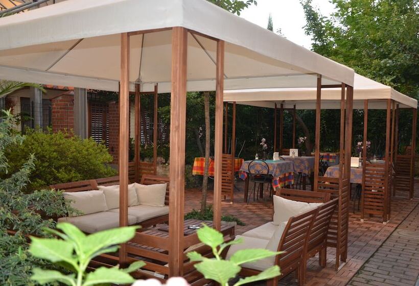 هتل Mia Cara & Spa