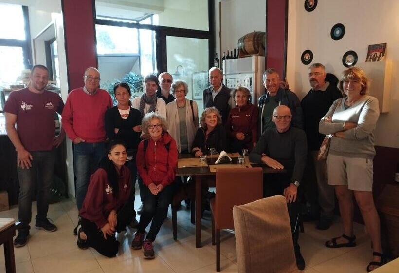 בית מלון כפרי Milomax