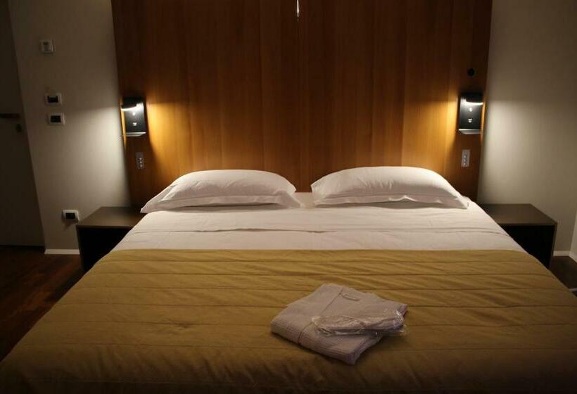 בית מלון כפרי New Ipoint