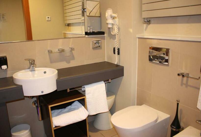 בית מלון כפרי New Ipoint