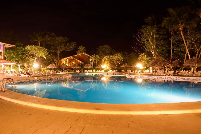 ホテル Occidental Tamarindo All Inclusive