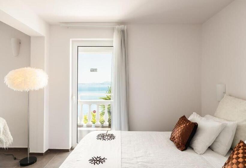 فندق Pantokrator