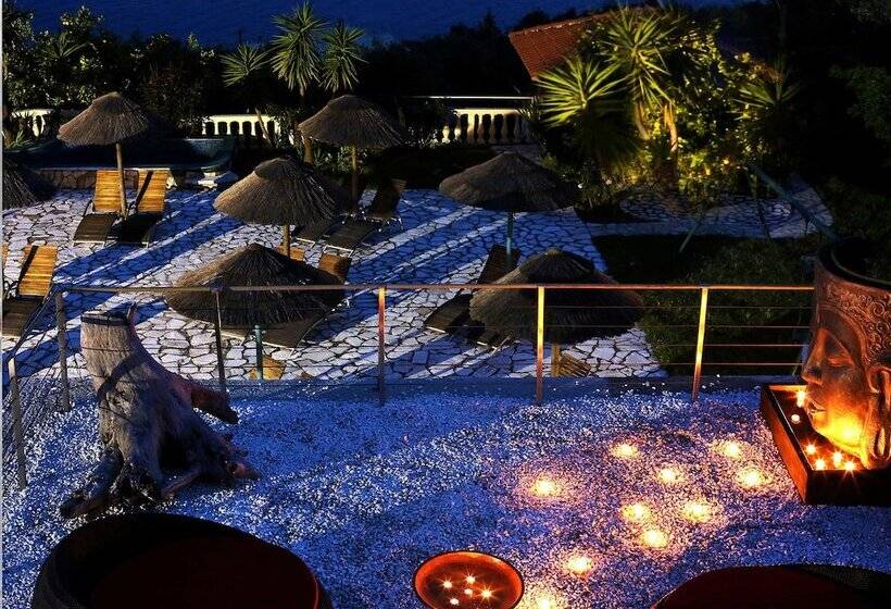 فندق Pantokrator