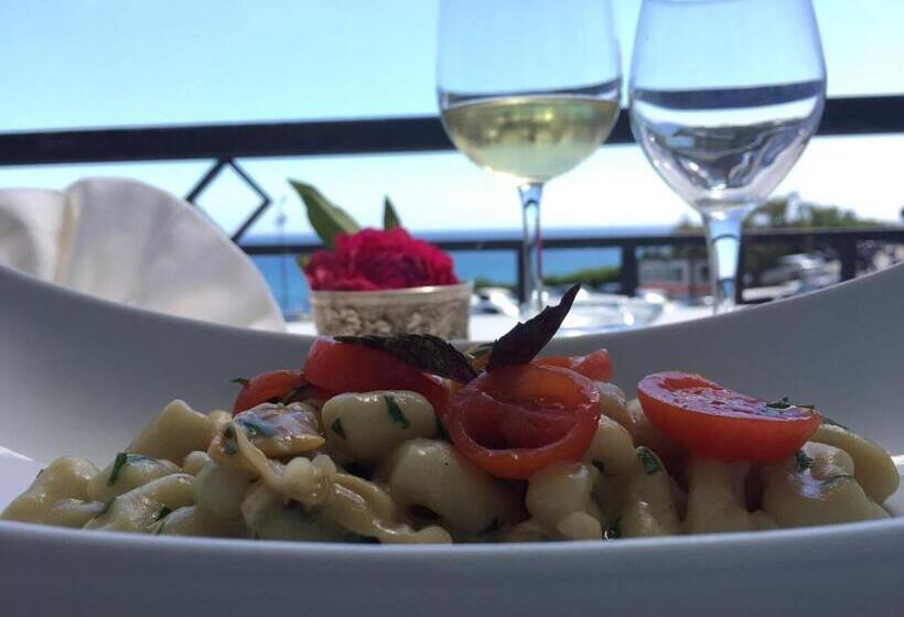 בית מלון כפרי Punta Campanella Resort & Spa