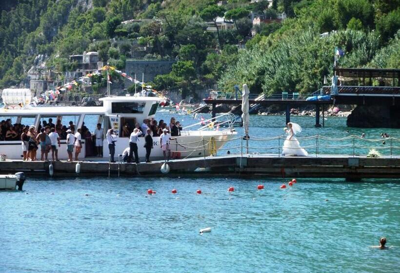 בית מלון כפרי Punta Campanella Resort & Spa