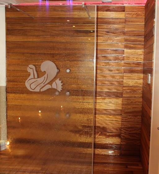 בית מלון כפרי Punta Campanella Resort & Spa