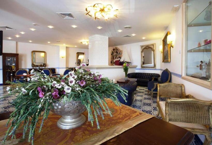 בית מלון כפרי Punta Campanella Resort & Spa