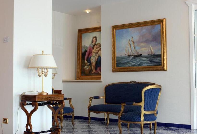 בית מלון כפרי Punta Campanella Resort & Spa