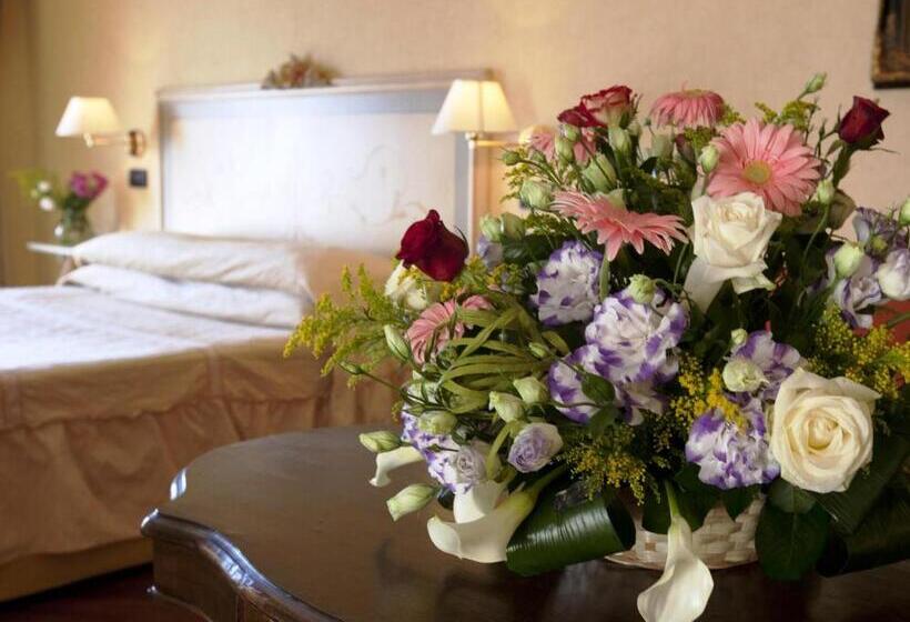 בית מלון כפרי Punta Campanella Resort & Spa