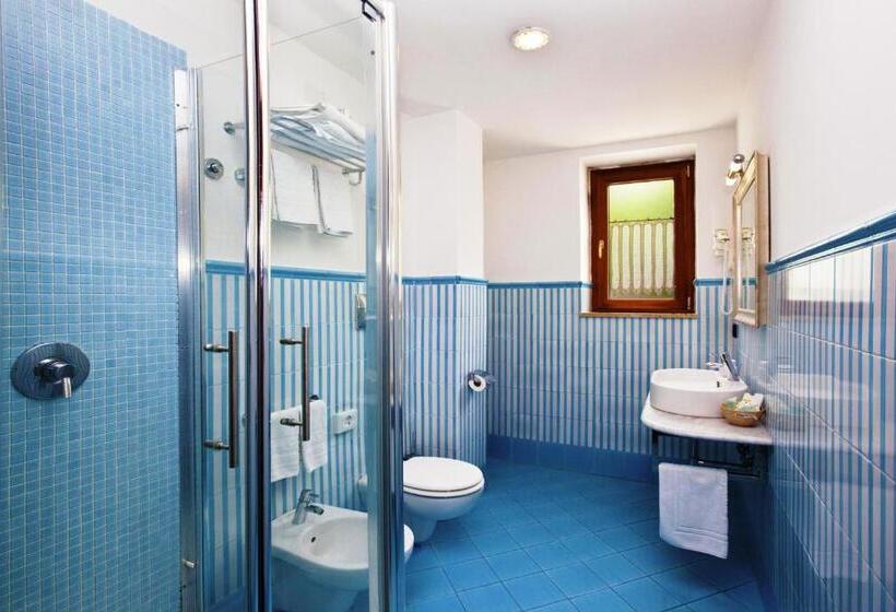 בית מלון כפרי Punta Campanella Resort & Spa