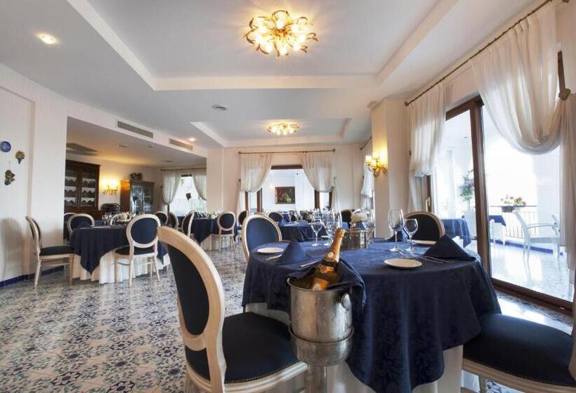 בית מלון כפרי Punta Campanella Resort & Spa