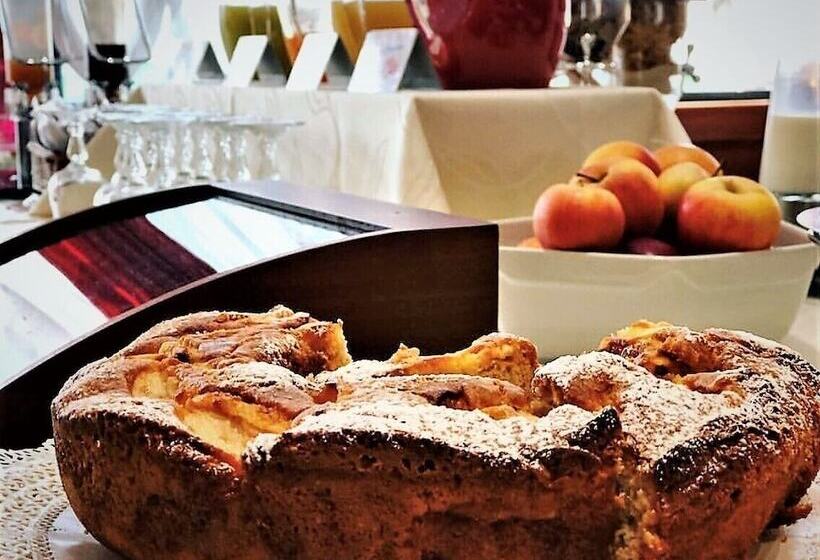 בית מלון כפרי Rege