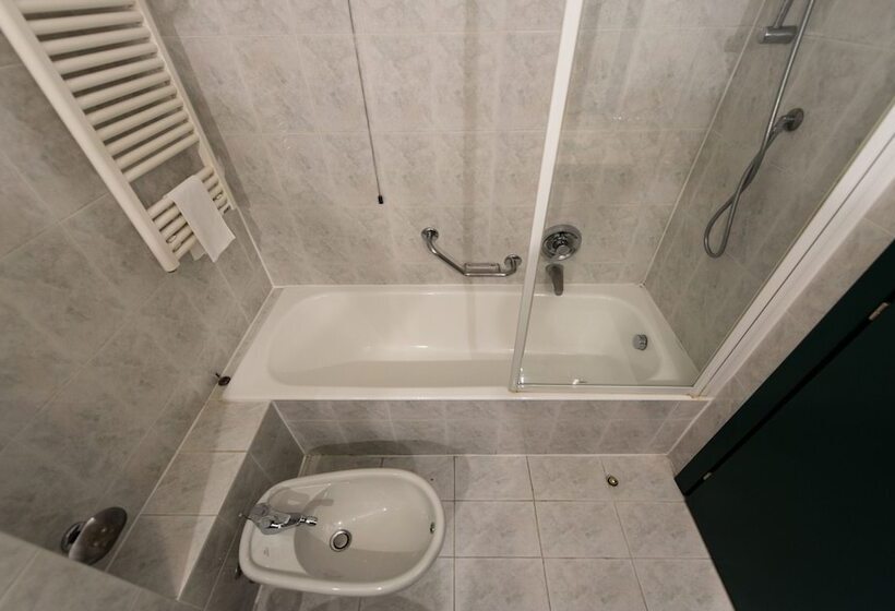 בית מלון כפרי Rege