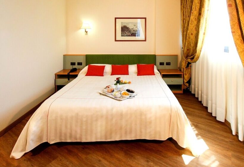 בית מלון כפרי Rege