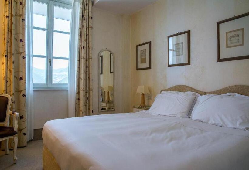 בית מלון כפרי Rivalago