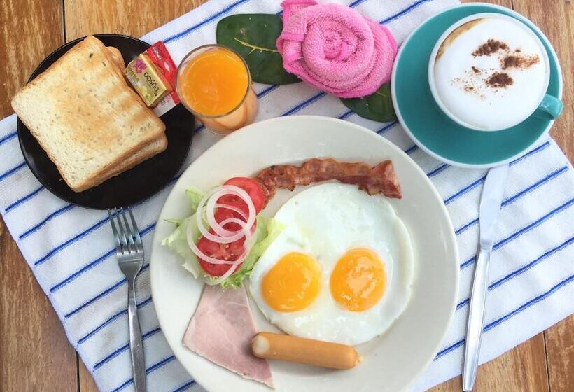 فندق Riverhouse The Teak House