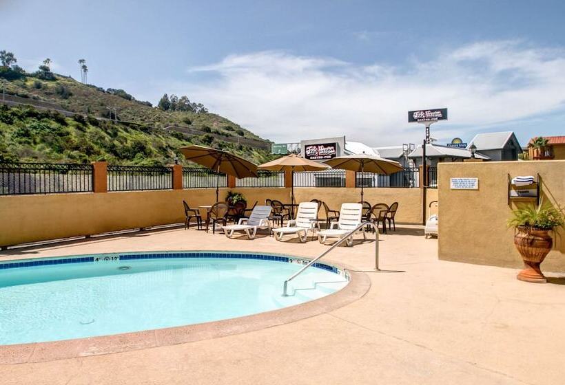 בית מלון כפרי Rodeway Inn San Diego Near Sdsu