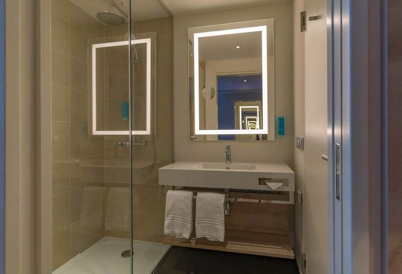 هتل Plaza Inn Wien Gasometer