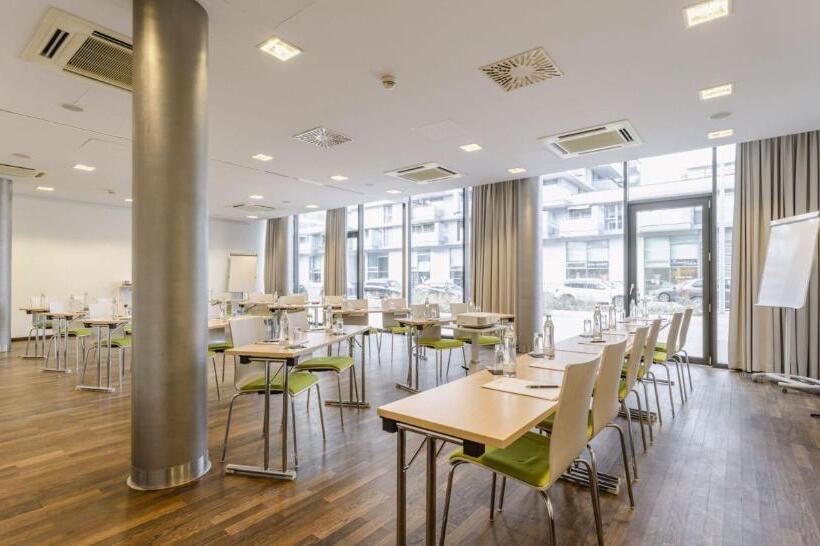 هتل Plaza Inn Wien Gasometer