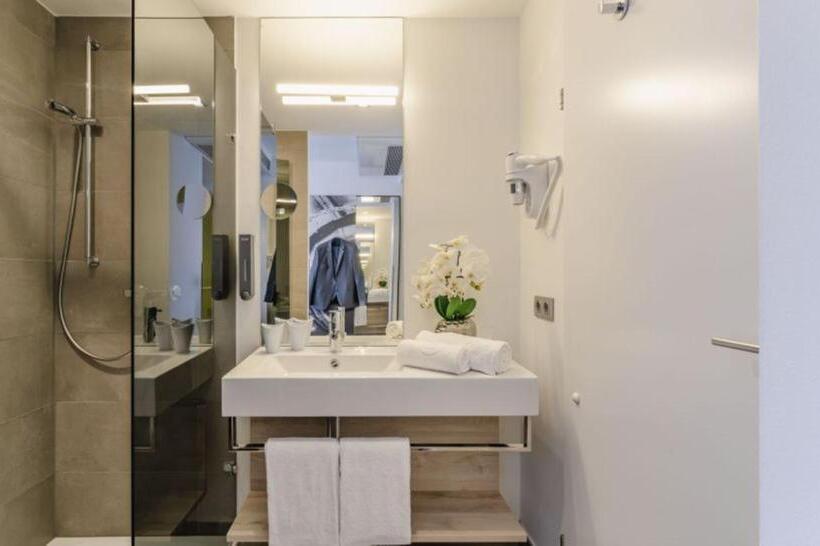 هتل Plaza Inn Wien Gasometer