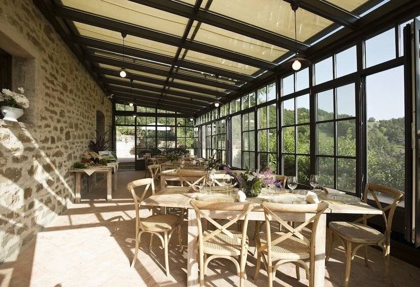 Сельский отель La Tavola Dei Cavalieri