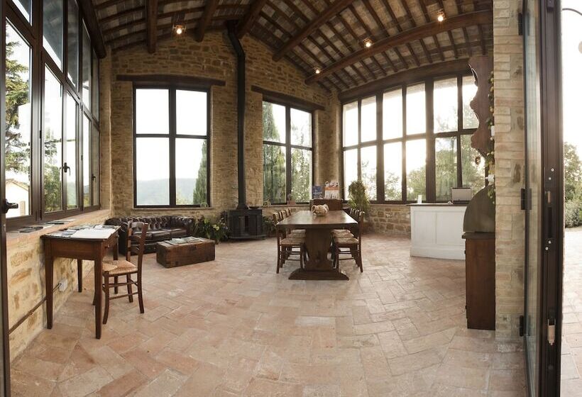 Сельский отель La Tavola Dei Cavalieri