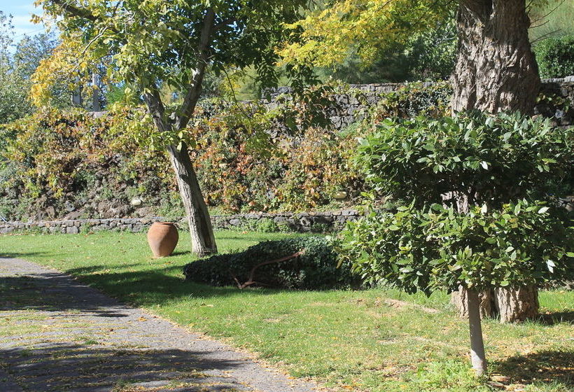 田舎風ホテル Le Cisterne