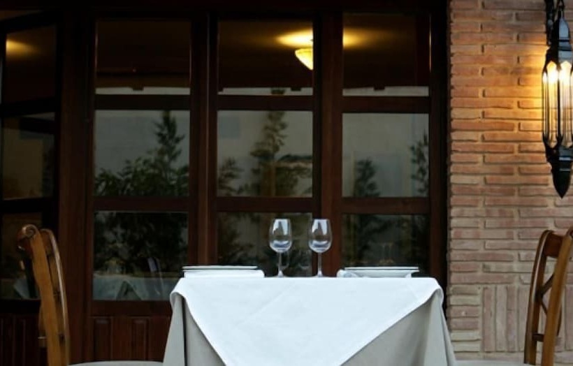 乡村酒店  Posada Los Condestables Hotel & Spa