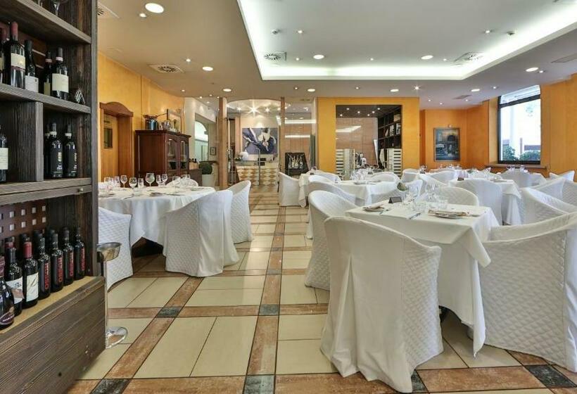 בית מלון כפרי San Marco & Formula Club