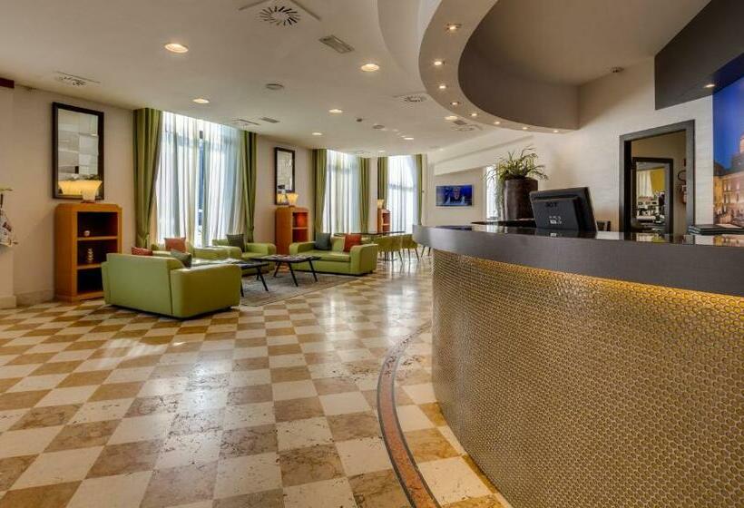 בית מלון כפרי San Marco & Formula Club