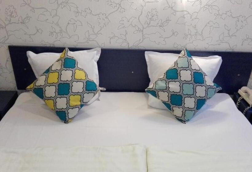 בית מלון כפרי Scotty S Boutique