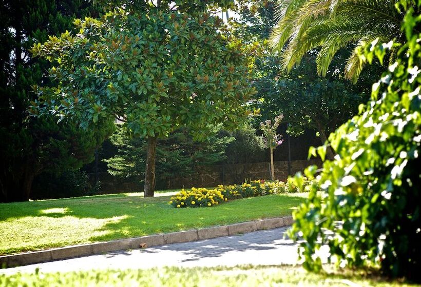 בית מלון כפרי Sj