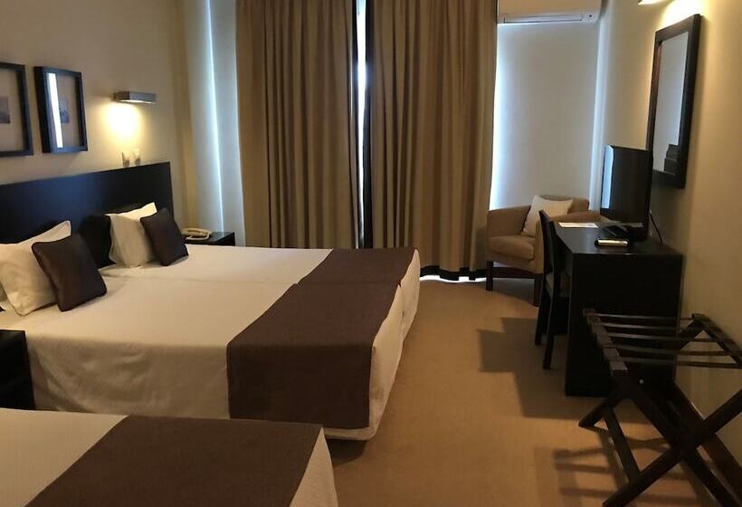 בית מלון כפרי Sj